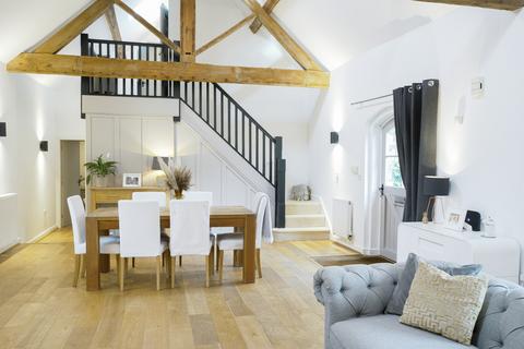 The Grange, Wychnor, DE13 4 bed barn conversion for sale