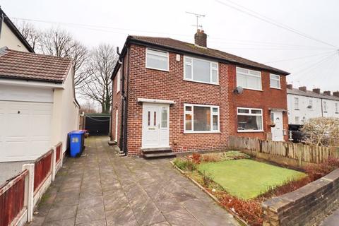 Lyon Grove, Manchester M28 3 bed semi