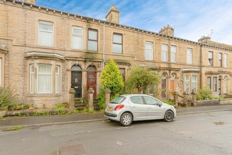 Nelson Square, Lancashire BB11 3 bed terraced house for sale