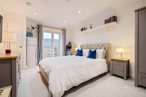 Beechey Place, Berkshire RG40 1 bed apartment for sale