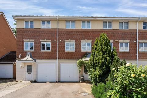 Barmstedt Close, Oakham 3 bed townhouse for sale