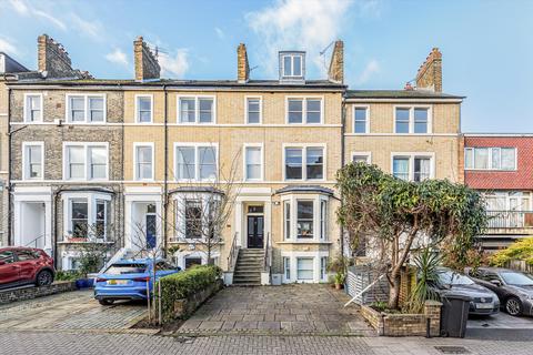 Friars Stile Road, Richmond, TW10 3 bed flat for sale