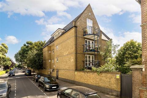 Becklow Road, London W12 1 bed flat for sale