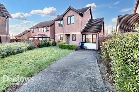 St James Park, Tredegar 3 bed detached house for sale