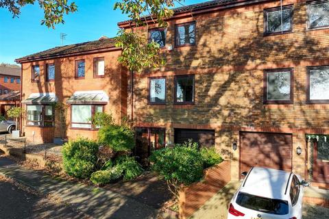 Llwynderw Drive, Swansea SA3 4 bed townhouse for sale