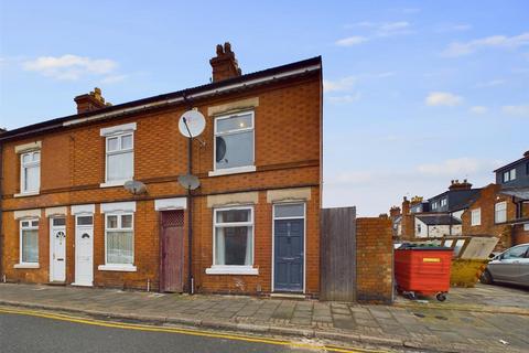 Moor Lane, Loughborough LE11 3 bed terraced house for sale