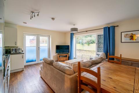 Bedminster, Bristol BS3 2 bed flat for sale