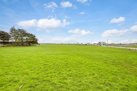 South Terrace, Littlehampton, West... 2 bed flat for sale