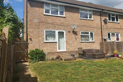 Sherrydon, Cranleigh, Surrey 1 bed ground floor maisonette for sale