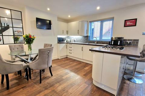 Sherwell Valley Road, Torquay, TQ2 3 bed terraced house for sale