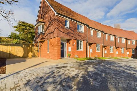 2 Market Gardens, Fairlight 2 bed terraced house for sale