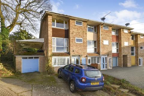 Green Acre, Hampshire GU11 4 bed end of terrace house for sale