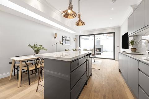Tynemouth Street, Fulham, London, SW6 2 bed flat for sale