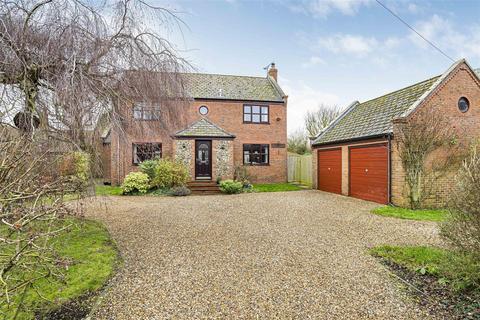 Middle Green, Higham IP28 4 bed detached house for sale