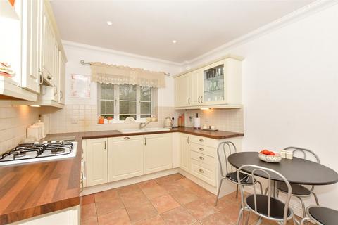 Ash Tree Close, Birchington, Kent 4 bed detached house for sale