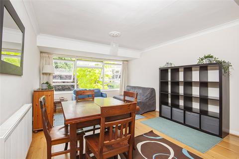 Vandyke Close, Putney, SW15 2 bed apartment for sale