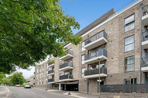 Hermitage Lane, London NW2 2 bed flat for sale