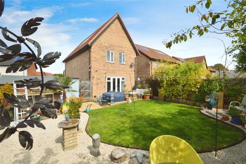 Fitchet Grove, Elsenham, Essex, CM22 3 bed link detached house for sale