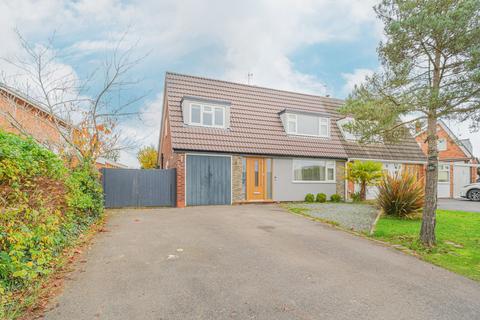 Needlers End Lane, Balsall Common, CV7 3 bed semi