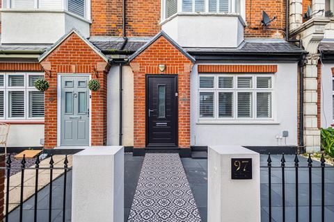 4 bedroom terraced house for sale