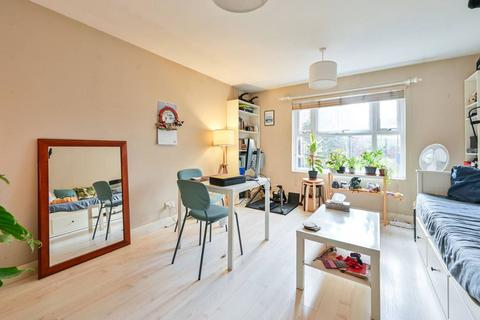 Longfellow Way, Bermondsey, London, SE1 1 bed flat for sale