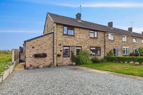 Beck Road, Everthorpe 3 bed end of terrace house for sale