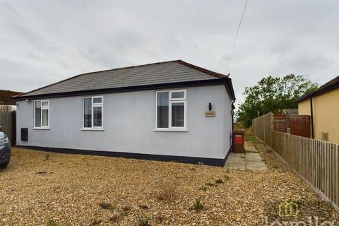 Golf Road, Mablethorpe, Lincolnshire... 3 bed bungalow for sale