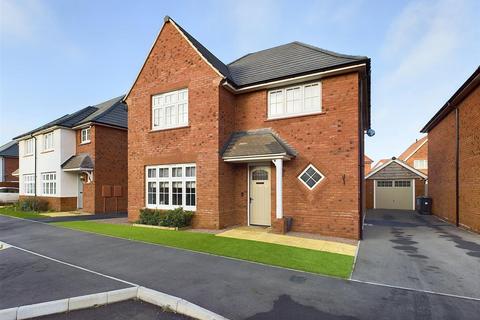 Nicholls Way, Gloucester 4 bed detached house for sale