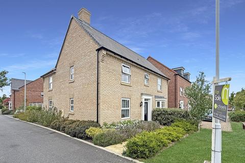 Waters Way, Halstead, CO9 4 bed detached house for sale