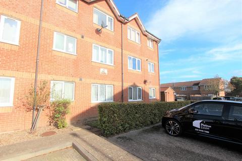 Cobbett Close, Enfield EN3 1 bed flat for sale