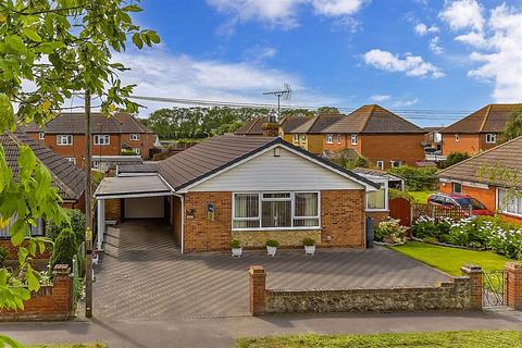 The Broadway, Sheerness ME12 3 bed detached bungalow for sale