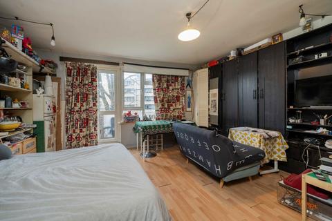 North End Crescent, London W14 3 bed flat for sale