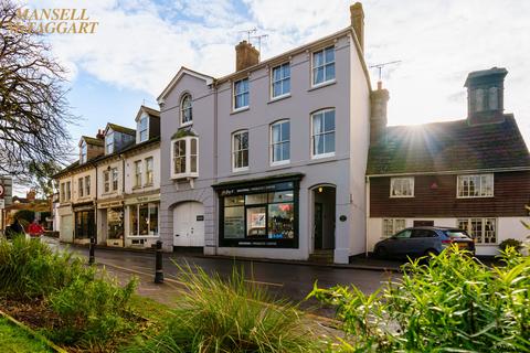 High Street, Hurstpierpoint, BN6 2 bed flat for sale