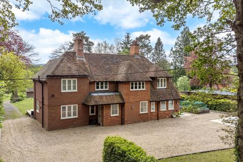 Bepton, Midhurst, West Sussex, GU29 5 bed detached house for sale