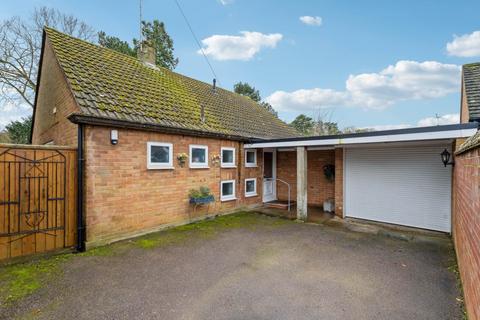 King Street, Tring 2 bed bungalow for sale