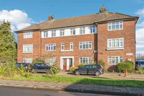 Montesole Court, Pinner Hill Road... 3 bed duplex for sale