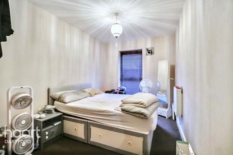 Portland Place, Greenhithe 1 bed flat for sale