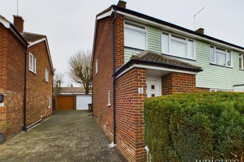 Waverley Close, Stevenage SG2 3 bed semi