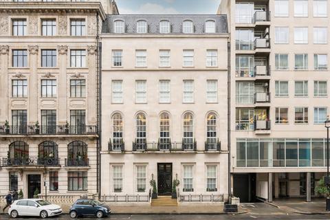 Portland Place, Marylebone, W1B 3 bed flat for sale