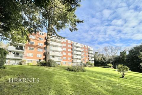 Branksome Wood Road, Bournemouth, BH2 2 bed apartment for sale