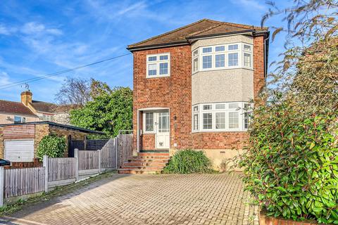 Westwood Avenue, Brentwood 3 bed detached house for sale