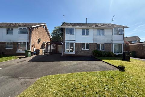 Jason Road, Stourbridge DY9 3 bed semi