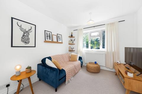 Lawrie Park Road, Sydenham, London, SE26 1 bed apartment for sale