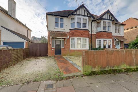 Browning Road, Worthing BN11 2 bed flat for sale