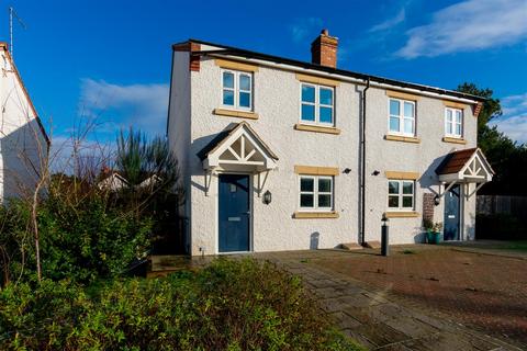 Lewins Close, Twyford, Melton Mowbray 2 bed semi