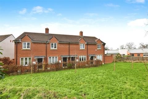 Willow Crescent, Colchester, Essex, CO4 2 bed terraced house for sale