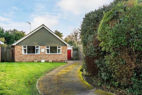 POST HOUSE LANE, GREAT BOOKHAM, KT23 3 bed detached bungalow for sale