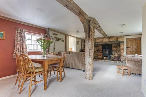 Walden Road, Hadstock CB21 4 bed cottage