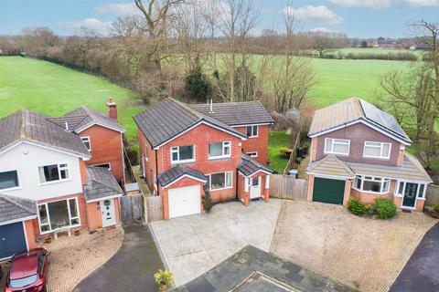 Weaverside, Nantwich 4 bed detached house for sale