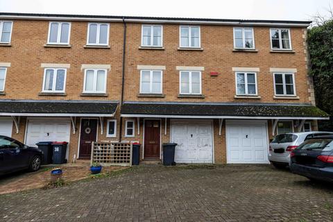 Chineham Way, Canterbury, CT1 3 bed townhouse for sale